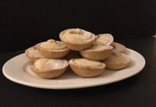 4 Homemade Mince Pies And 2