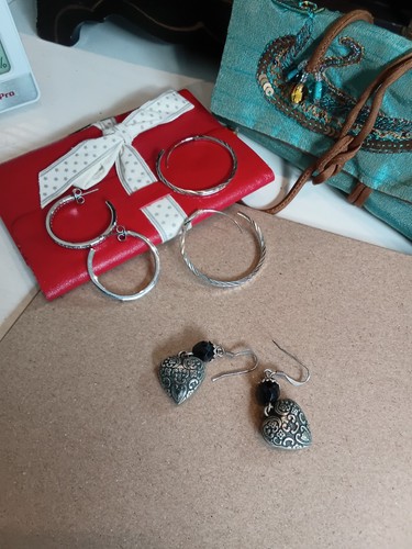 Job lot earrings costume - lot,