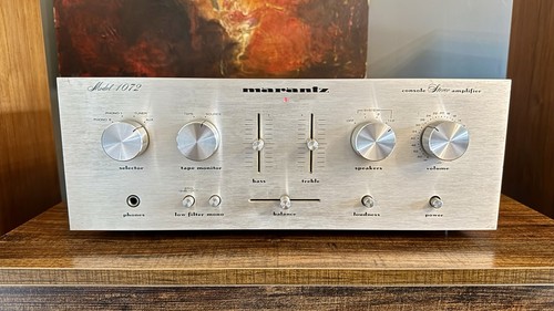 Marantz 1072 amplifier - |,