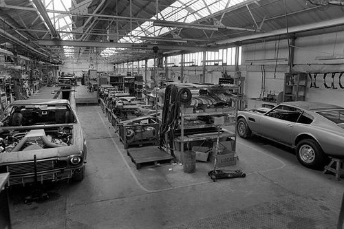 Aston martin close newport - martin,