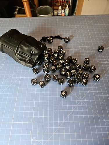 Black templar 19mm dice - 19mm,
