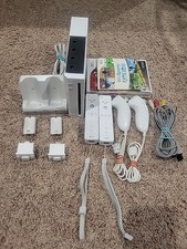 Nintendo Wii Bundle W/ 2