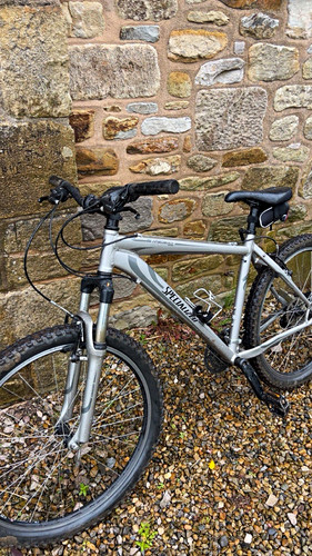 Specialized hardrock 26in - specialized,