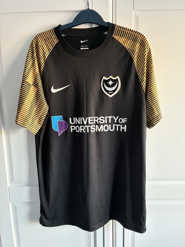 Portsmouth large away - portsmouth, fc