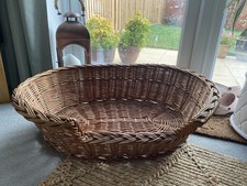 Medium wicker dog bed - 79cm L x 58cm W