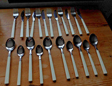 VINTAGE IKEA WHITE HANDLED CUTLERY 22 PIECES USED READ DETAILS BELOW