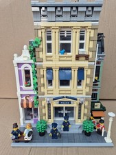 LEGO Icons Creator Expert 10278 Police Station Modular Building Set