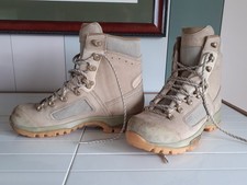 LOWA Men’s elite desert