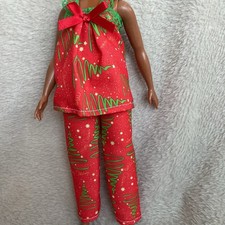 CHRISTMAS PYJAMAS - FITS CURVY FASHIONISTA BARBIE SIZE DOLL  FREE P&P #4050