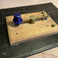 Vintage Antique Morse Code Key Telegraph on wooden plinth - no makers marks