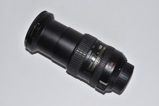 Nikon 18-200mm Lens F/3.5-5.6 G NIKKOR AF-S DX VR ED with both caps