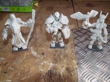 MEGA BLOKS WORLD OF WARCRAFT FIGURES [ KHADGER ] [ MAGE HUNTER ] [ GOLEM ]