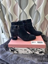 Mode In Pelle Women’s Boots Size 4