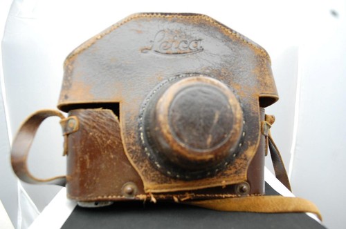 Leica case with humped - , top