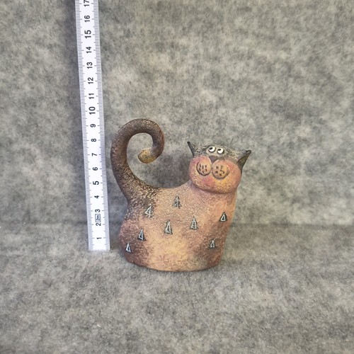 Studio pottery cat figurine - studio,