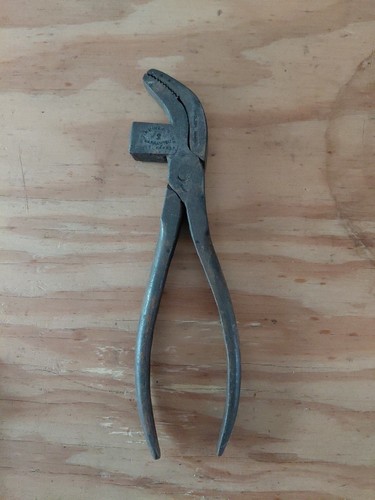 Vintage cobbler tool - cobbler,