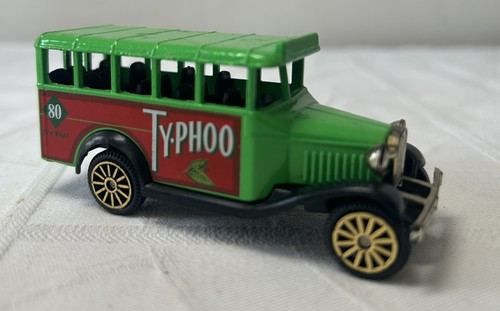 Corgi bedford bus - bedford, tea