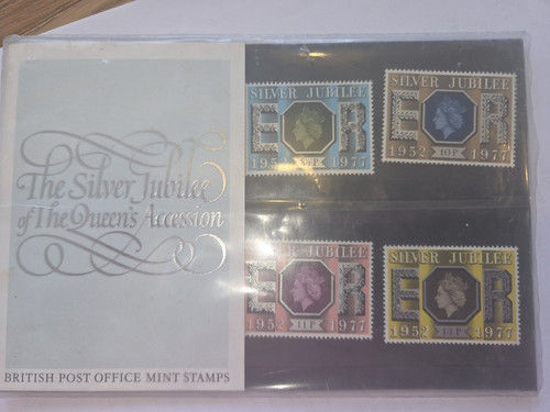 Queen elizabeth 1977 silver - elizabeth,