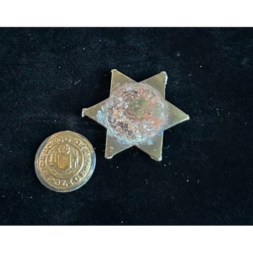 Chicago city police pin - city,