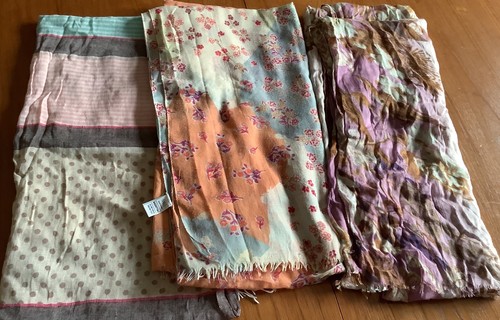 Bundle large scarves - scarves, wraps