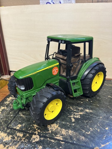 Bruder john deere - john,
