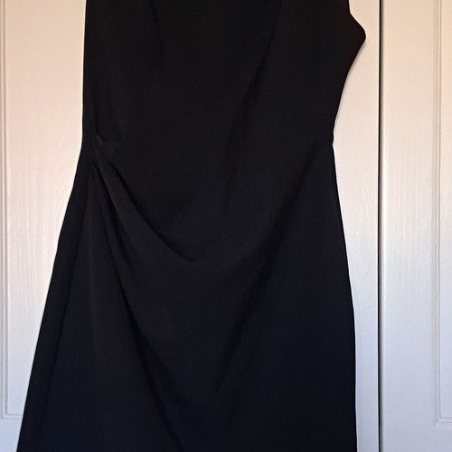 River island black line - river,