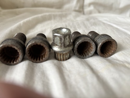 Audi security wheel bolts - wheel,