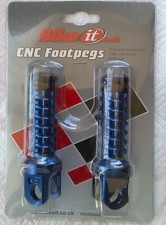 Biketek Blue Premium CNC Front Footpegs Suzuki GSF1200 Bandit 1996  FPGSU12BU