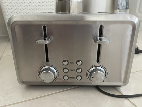Brand new kitchen - brand, slice