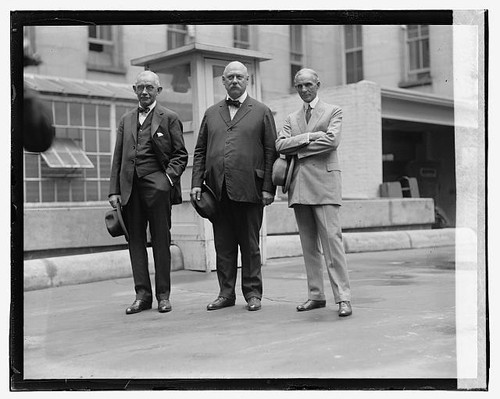 Photo mayo weeks - mayo, ford