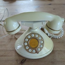 Vintage Retro Style Mybelle