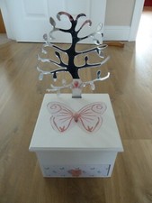 Girl's Pink & White Pretty