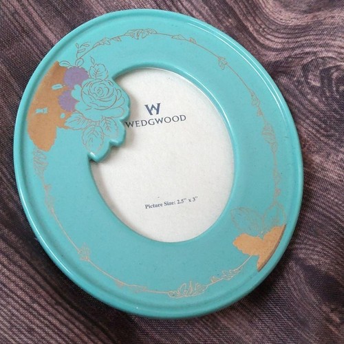 Wedgwood photo frame - wedgwood, oval