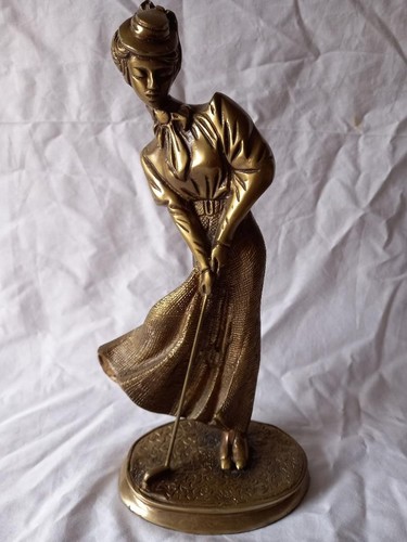 Metal sculpture lady golfer - metal, of