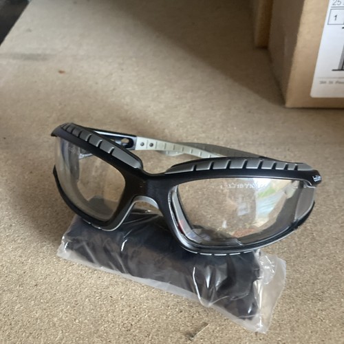 Bolle safety glasses tracker - glasses,