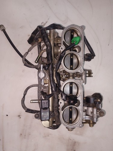 Yamaha 5vy 2005 - r1, throttle