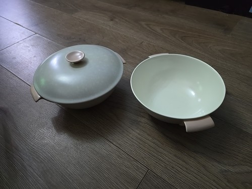 Poole pottery twintone - 2x,