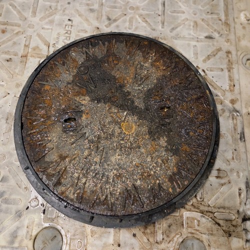 Cast iron manhole - cast,