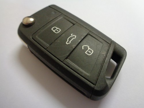 Genuine seat car key - seat,