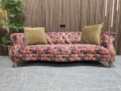 Buttoned chesterfield seater - chesterfield, 3