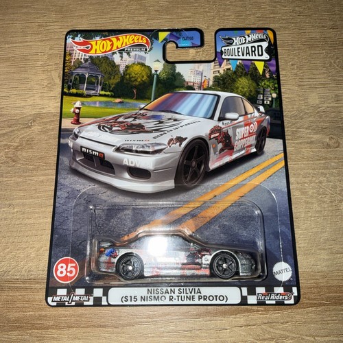 Hot wheels boulevard nissan - hot,