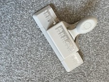 Martha Stewart Embossed Present Border Punch 