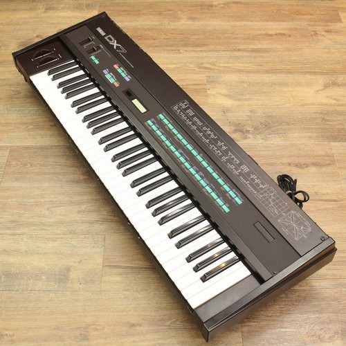 Yamaha dx7 digital - yamaha,