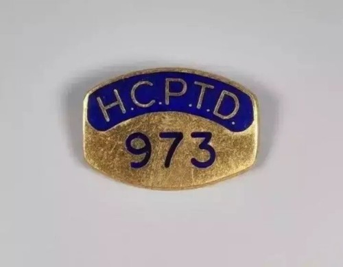 Bus badge huddersfield - bus, hcptd