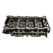 2011 Nissan Navara / Pathfinder 2.5l Cylinder Head  2010-2015 110405X00A