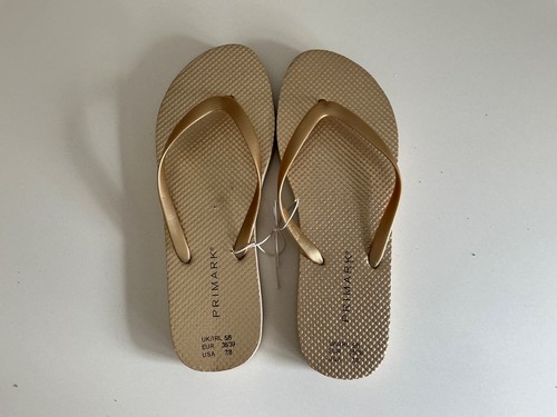 Brand never worn - never,