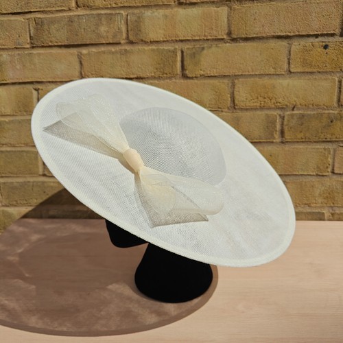 Ivory cream bow - ivory,