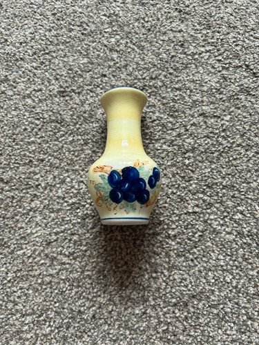 Vintage butter yellow mini - vintage,