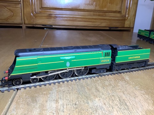 Hornby r374 2 battle - r374,