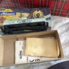 ATHEARN TRAINS #1579, 40 Ft S/D Tank Firestone, Boxed, (no11)
